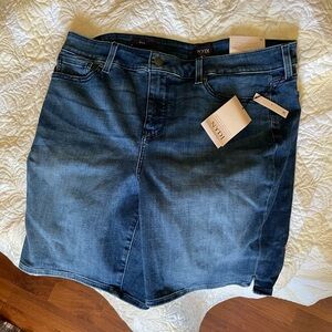 NYDJ new with tags jean shorts - jorts